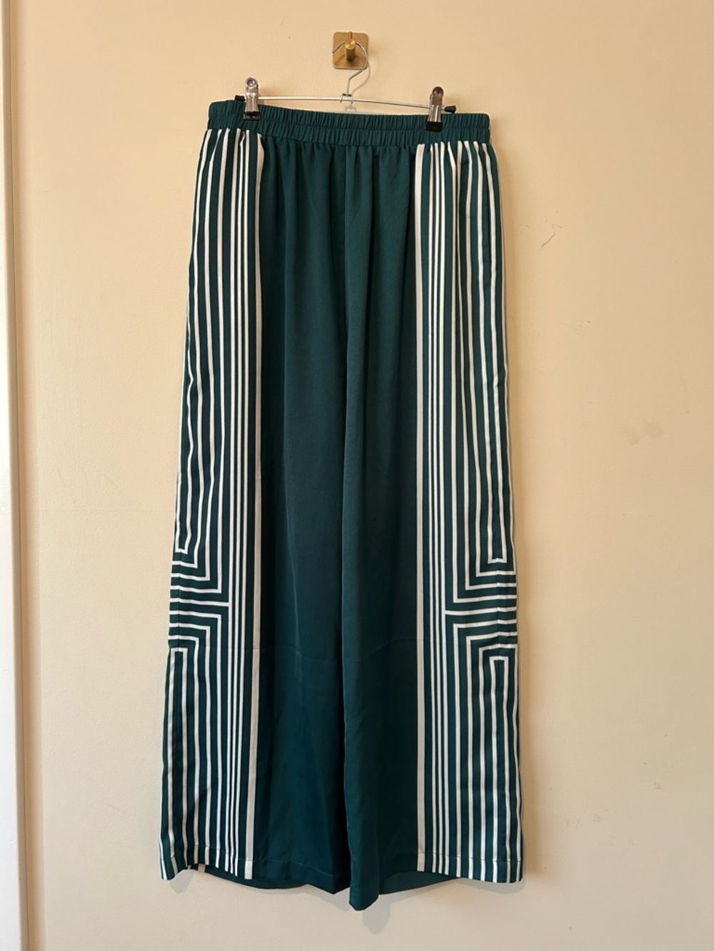 Teal high rise white geometric wide leg satin pants - Picture 2 of 5
